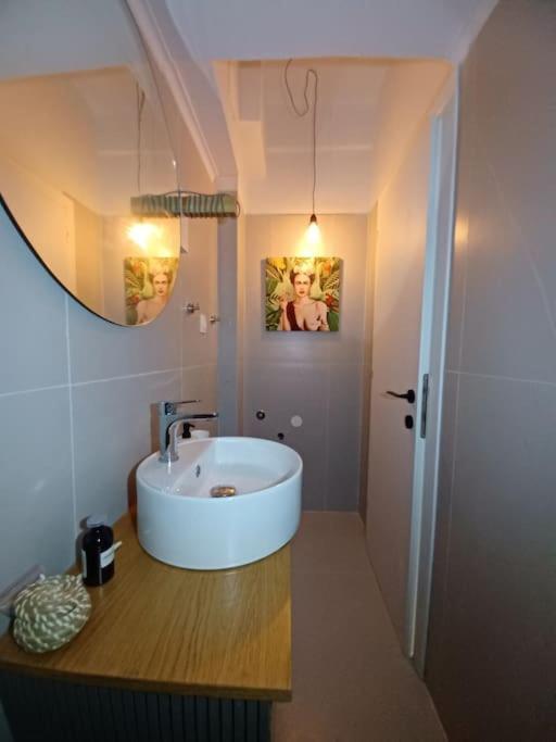 στο κέντρο της πόλης Apartment *
